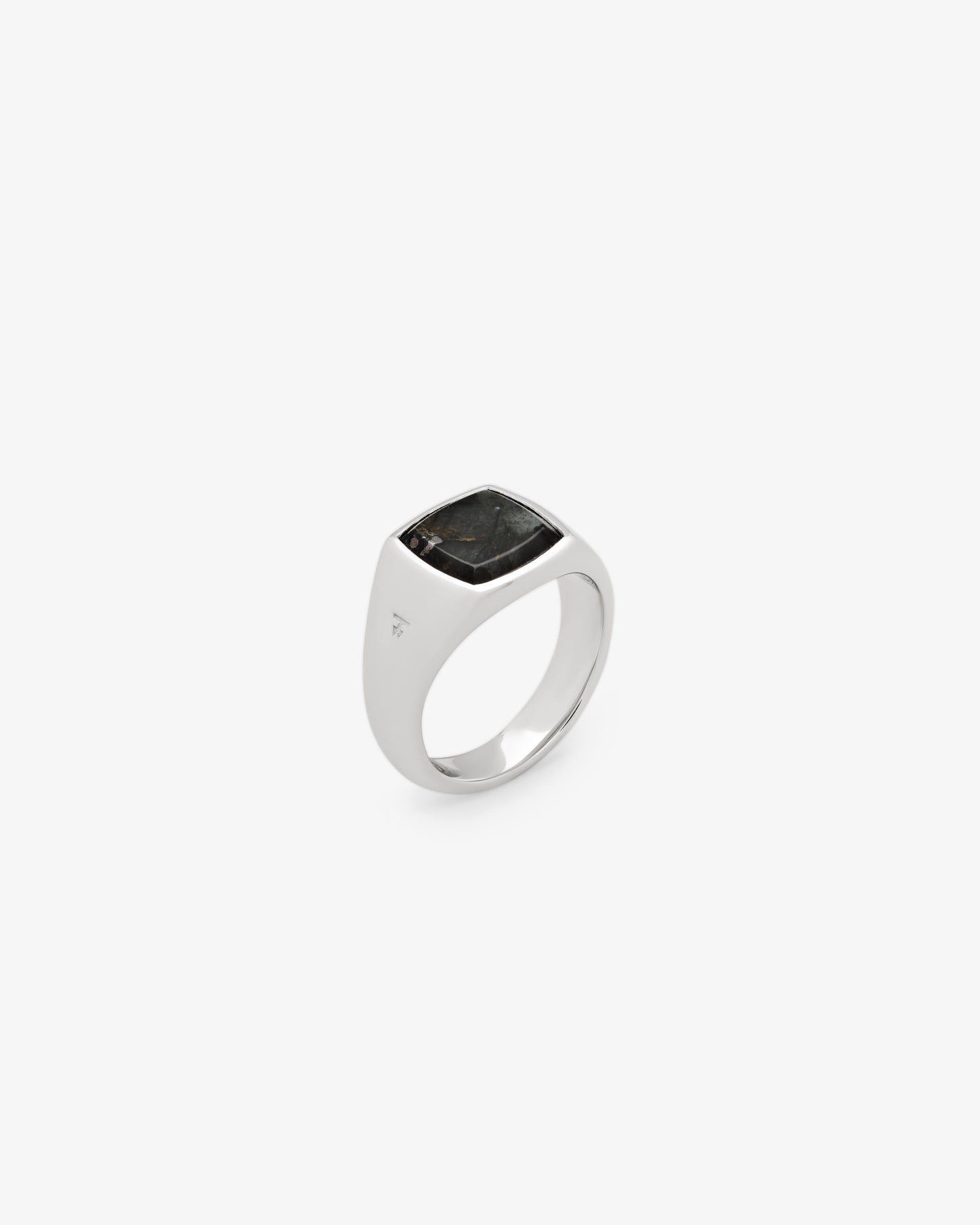 Tom Wood Kay Ring Black Larvikite