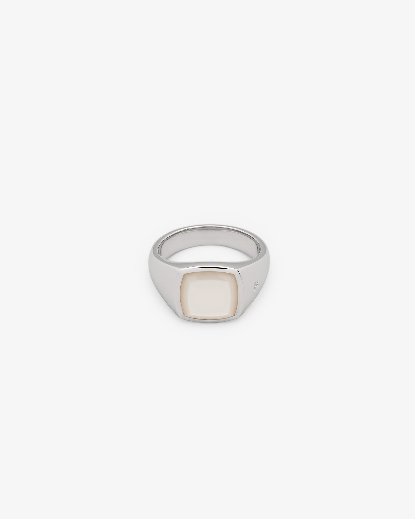 Tom Wood Kay Ring White MOP