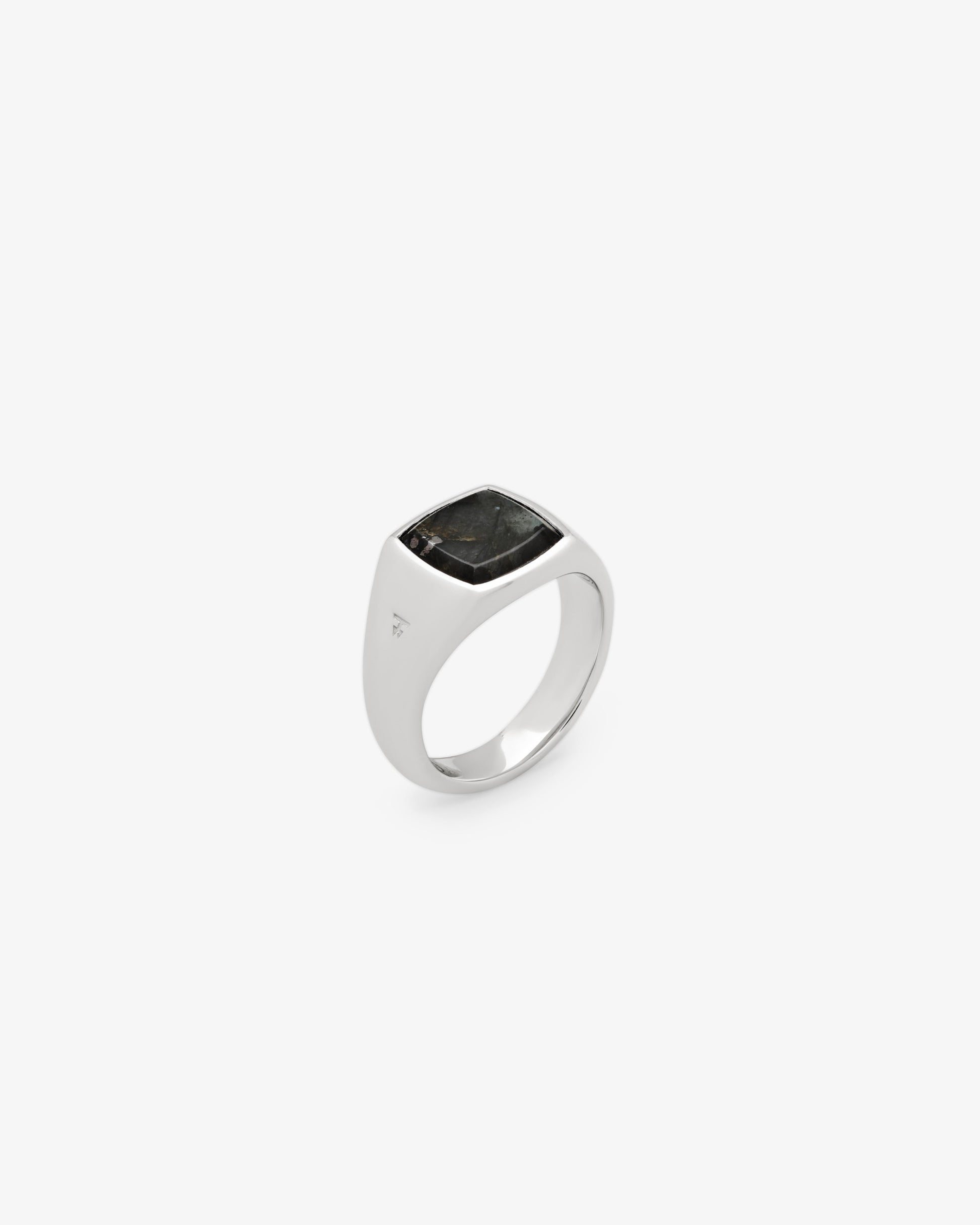Tom Wood Kay Ring Black Larvikite