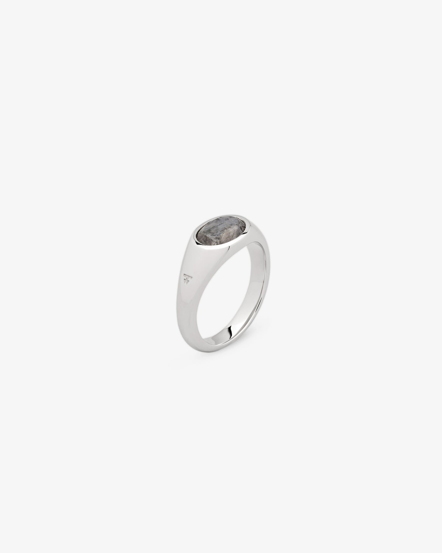 Tom Wood Joe Ring Larvikite