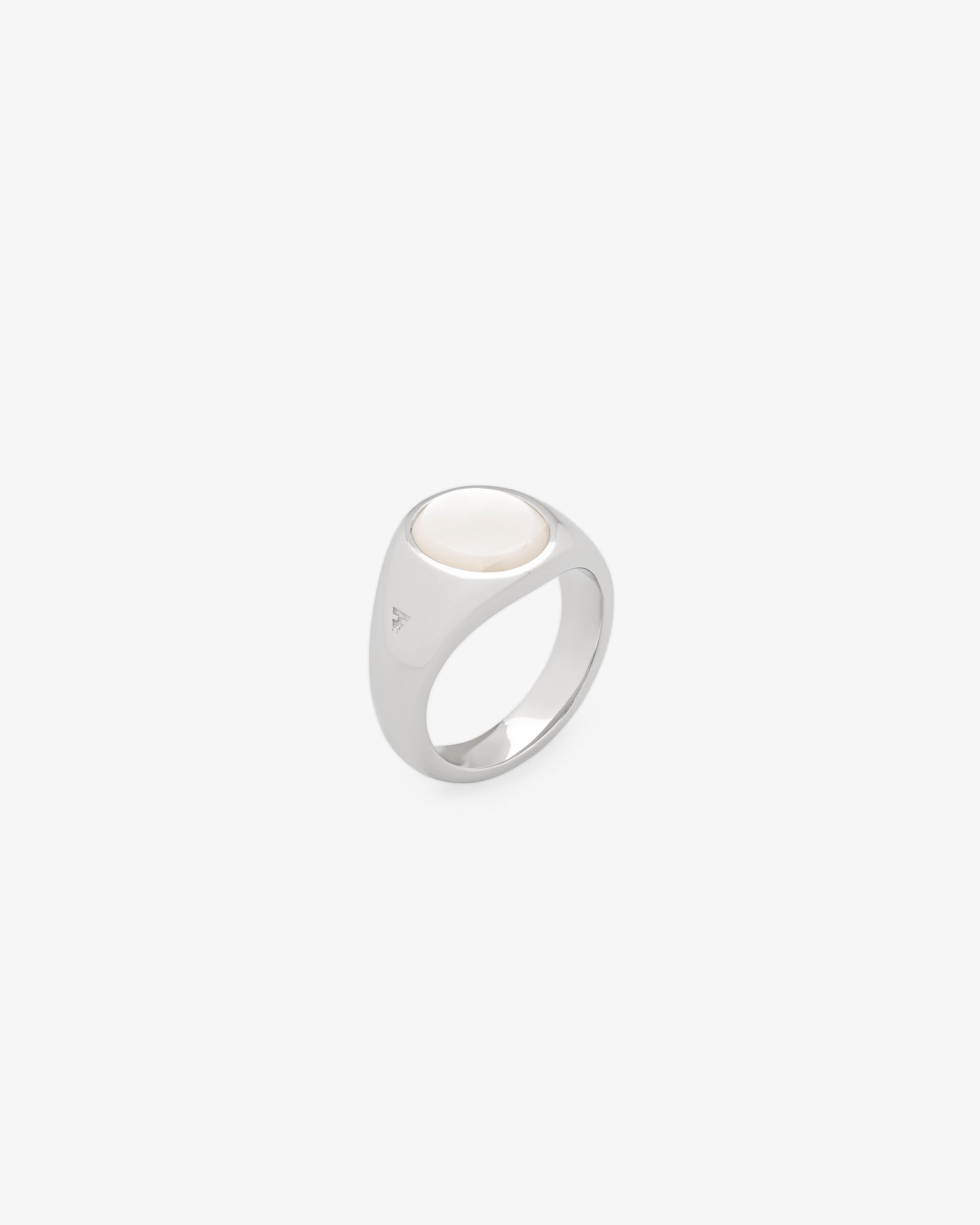 Tom Wood Kim Ring White MOP