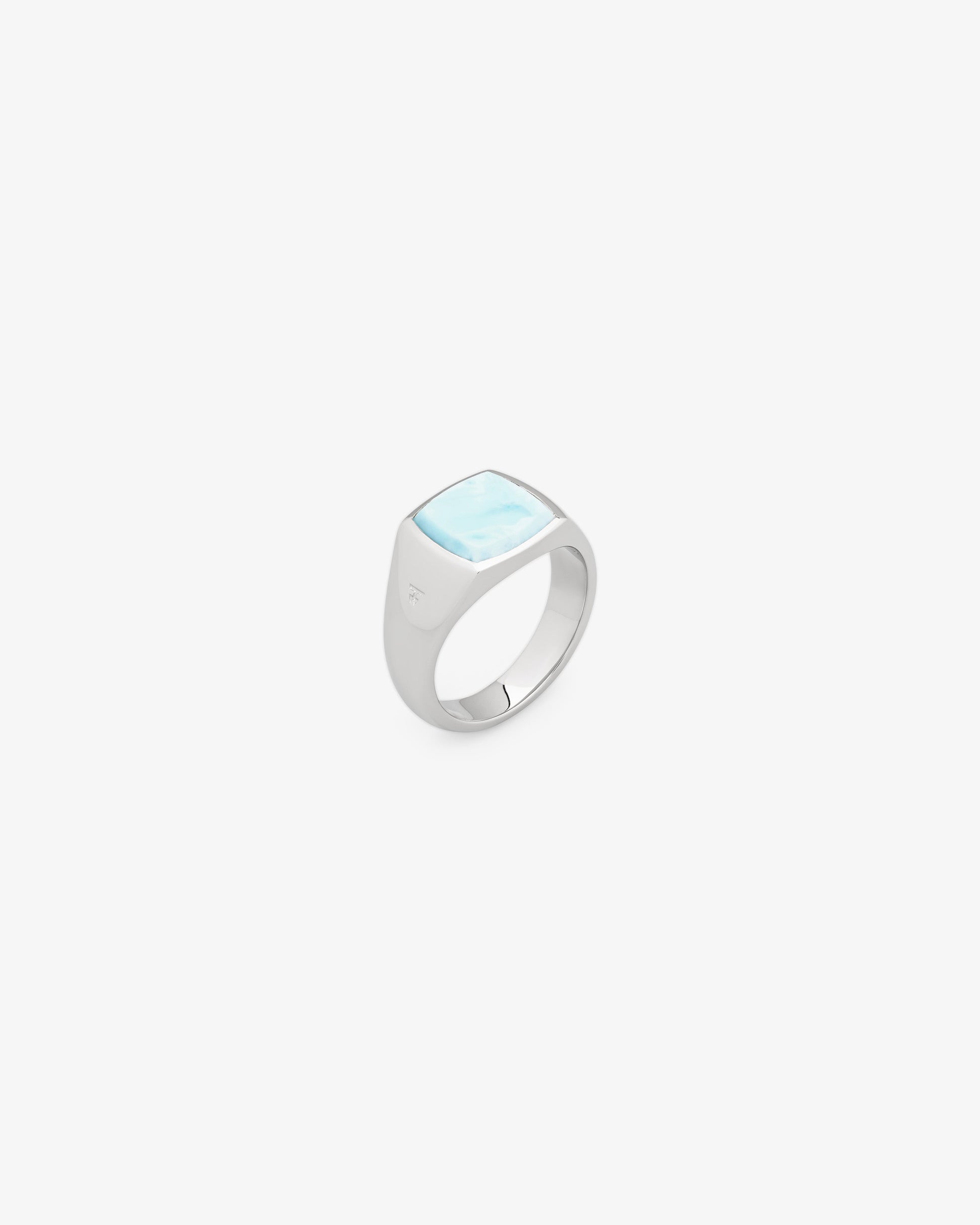 Tom Wood Kay Ring Ice Blue