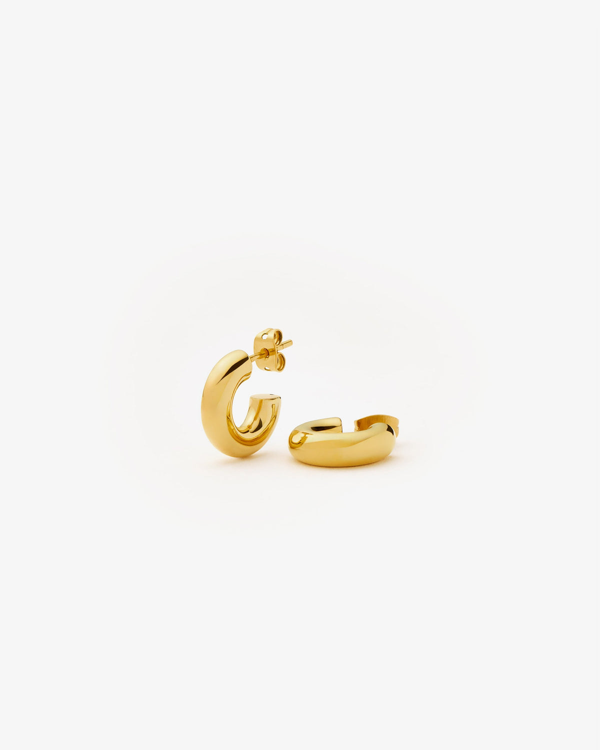 Missoma Ridge Huggies in gold vermeil