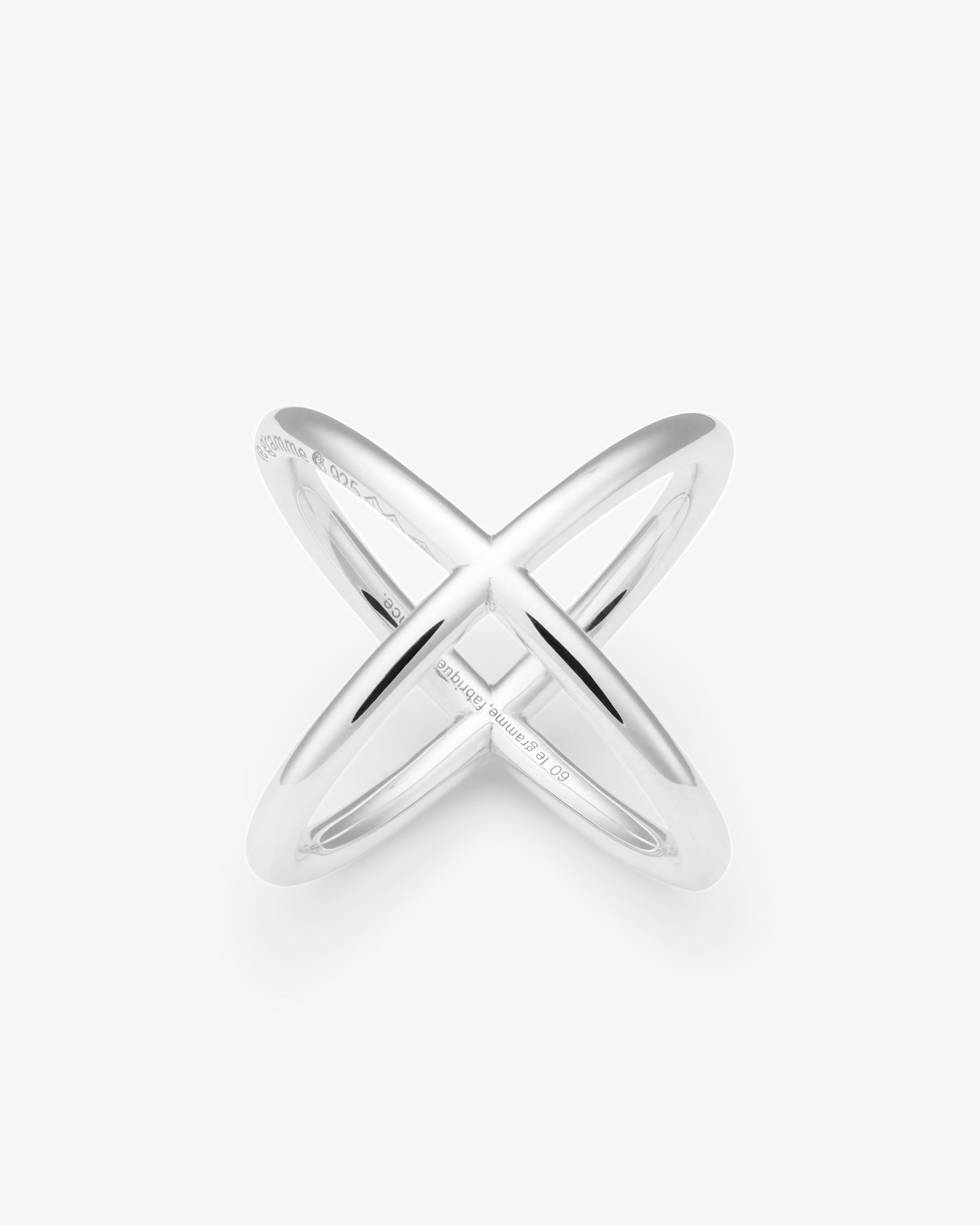 Le gramme 9g polished entrelacs ring