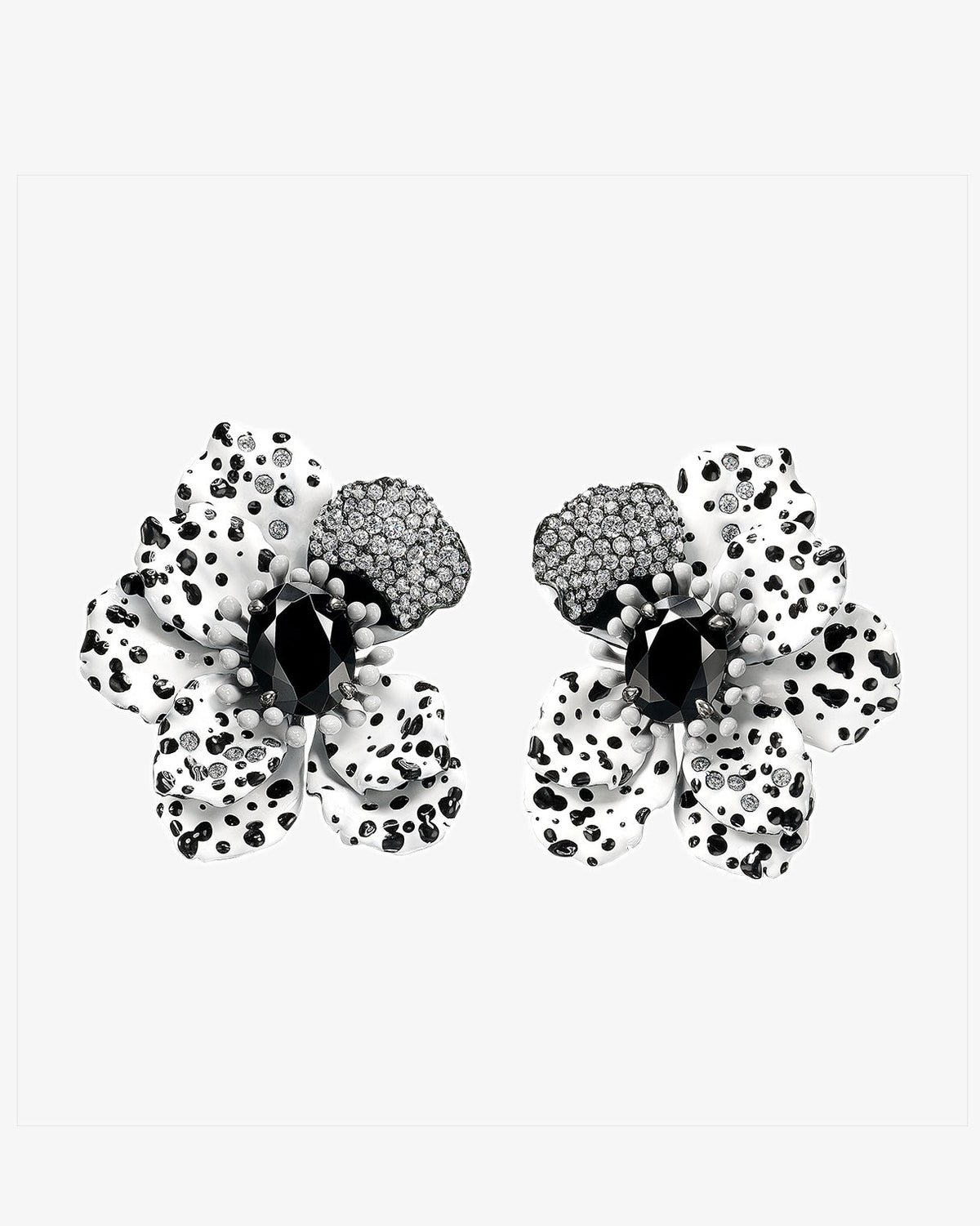 Anabela Chan Monochromatic Poppy Earrings