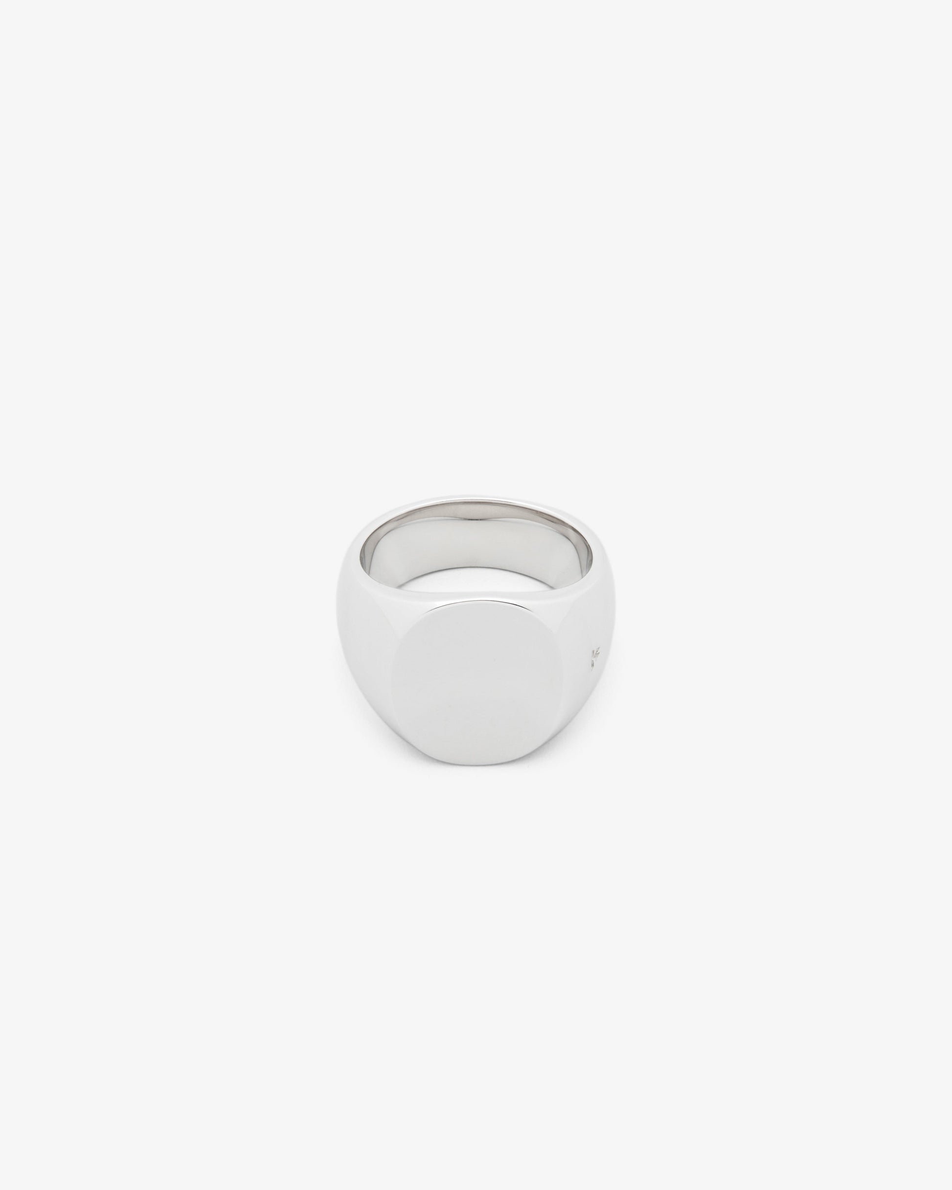 Tom Wood Oval Polished Ring