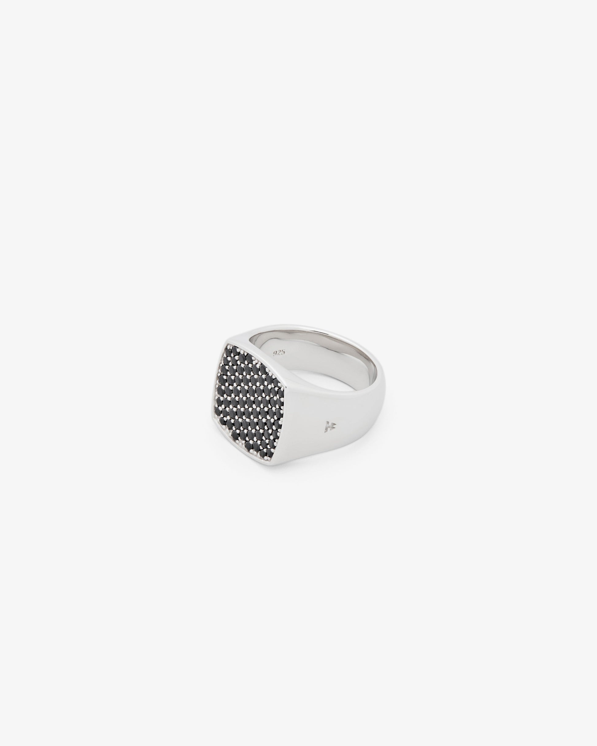 Tom Wood Pinkie Cushion Black Ring Spinel