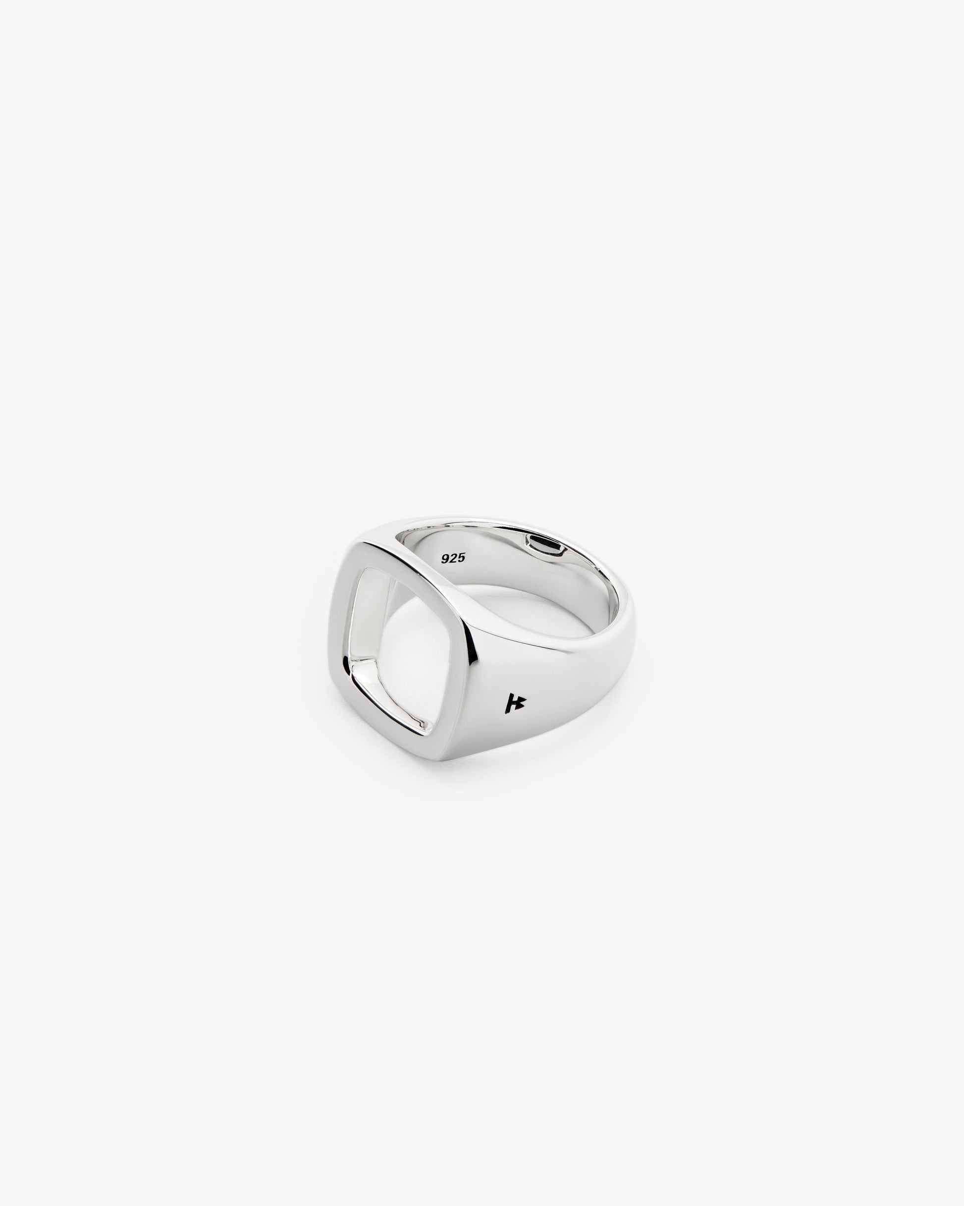 Tom Wood Cushion Open Ring