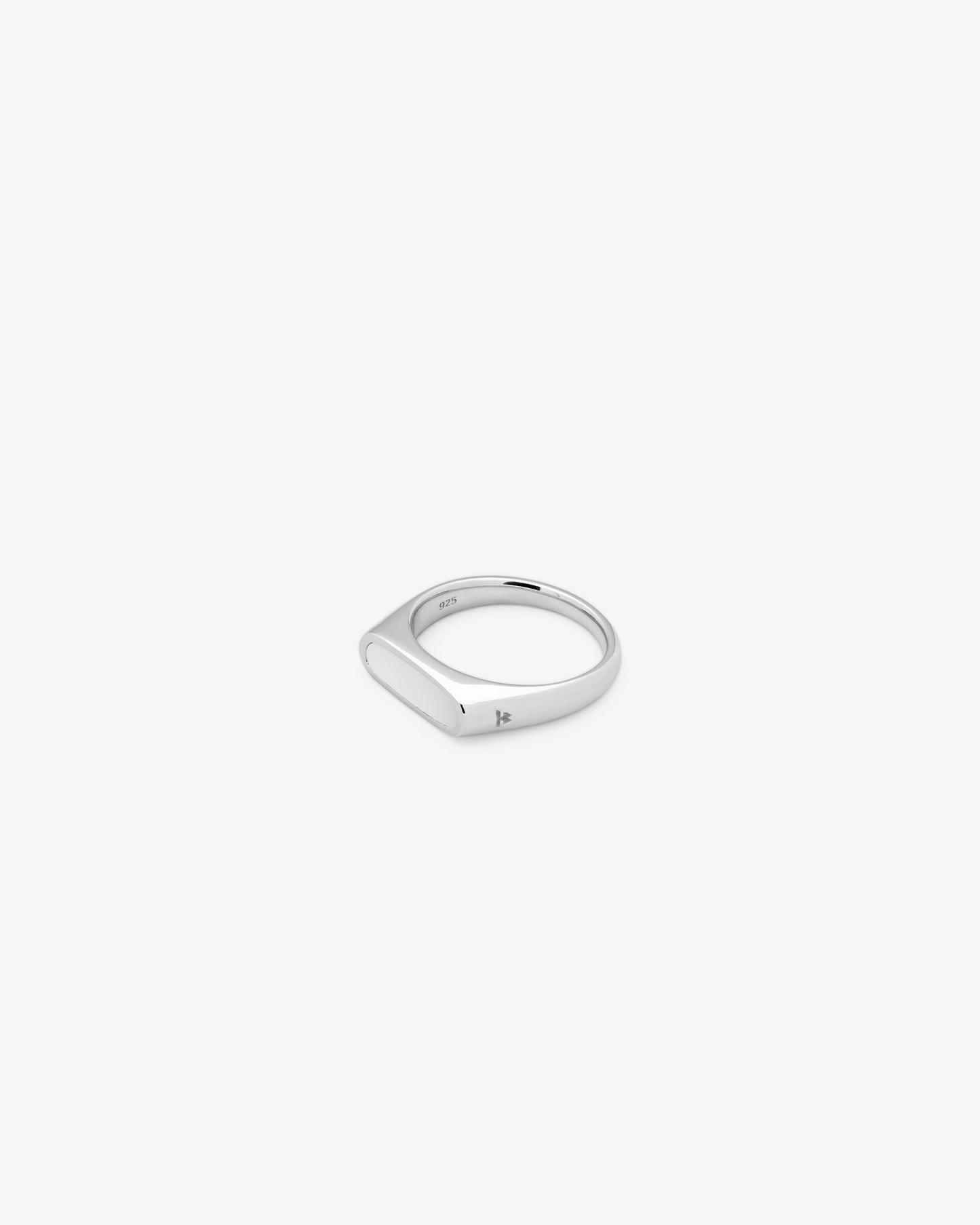 Tom Wood Mario Ring White MOP