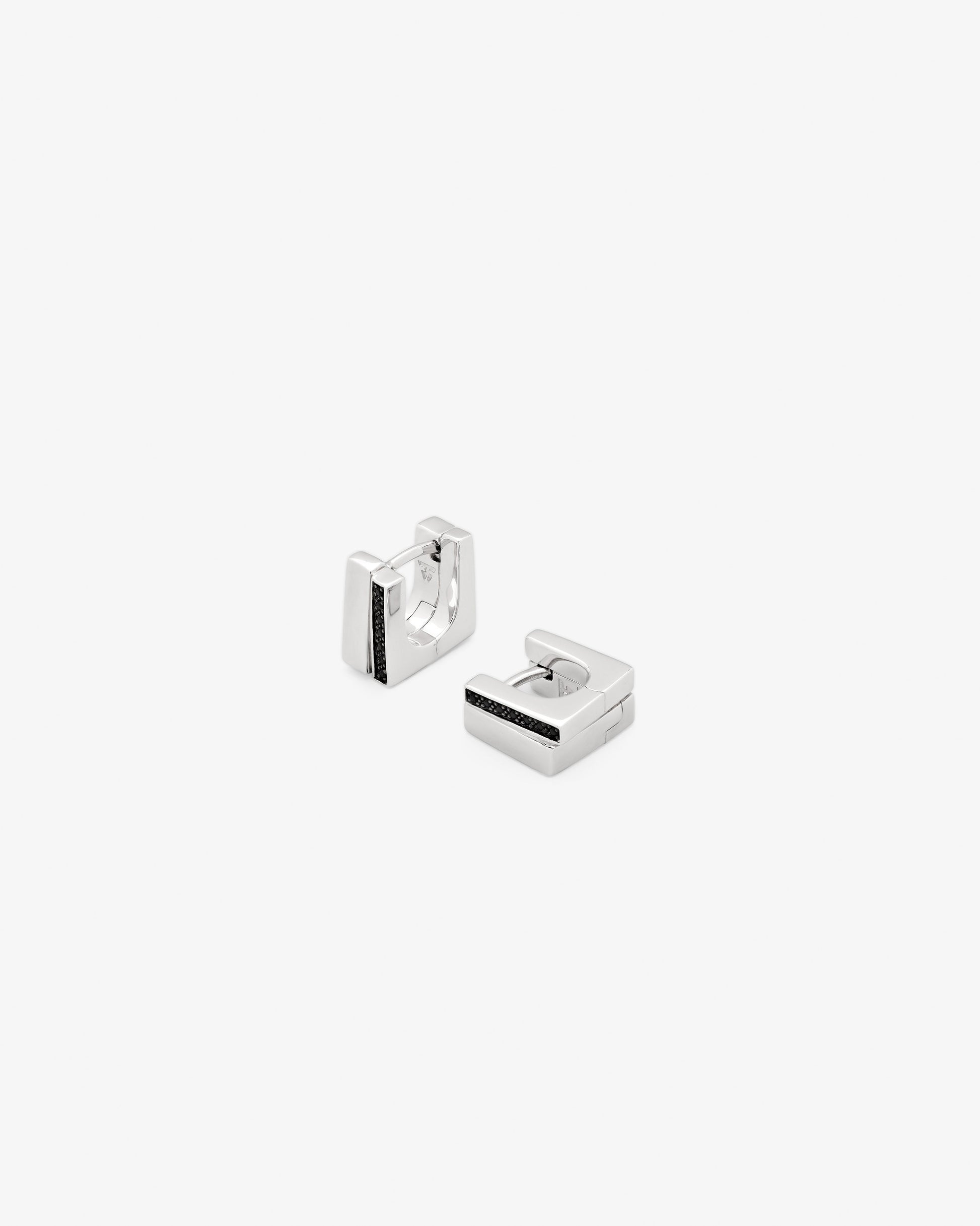 Tom Wood Step Huggies Black Spinel