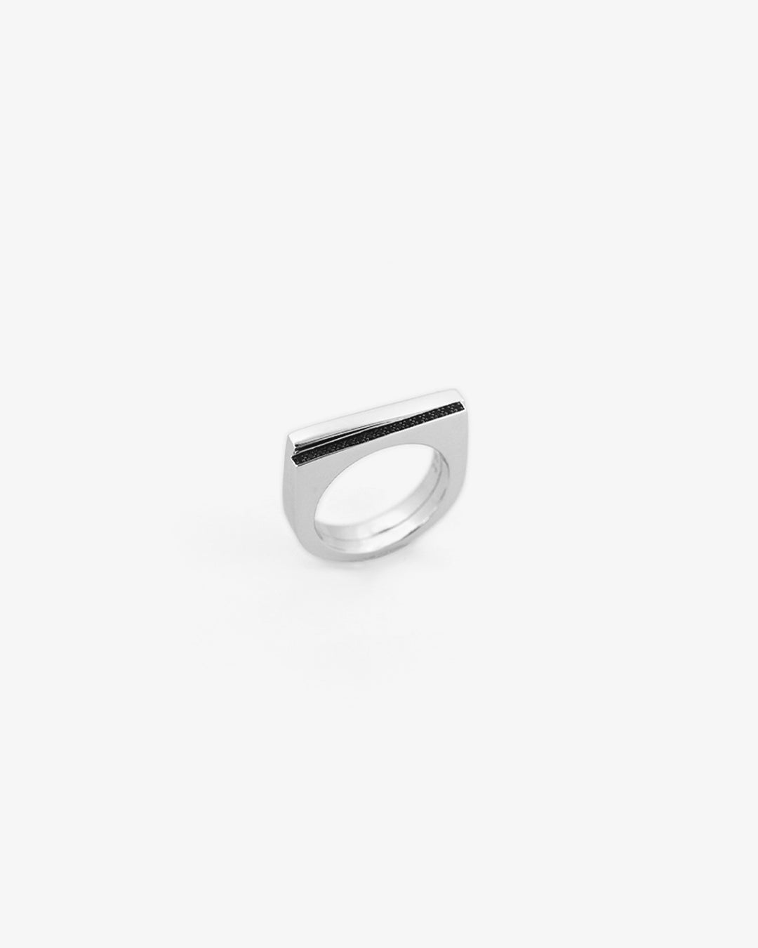 Tom Wood Step Ring Black Spinel