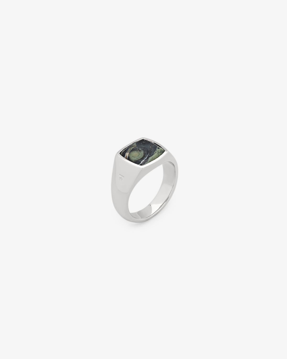Tom Wood Kay Ring Kambaba, second view