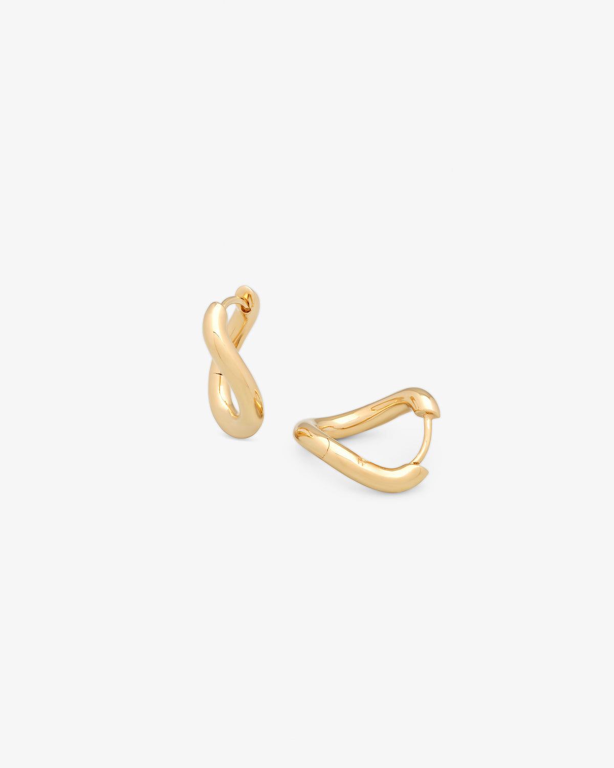 Tom Wood River Hoops Medium in gold-plated sterling silver