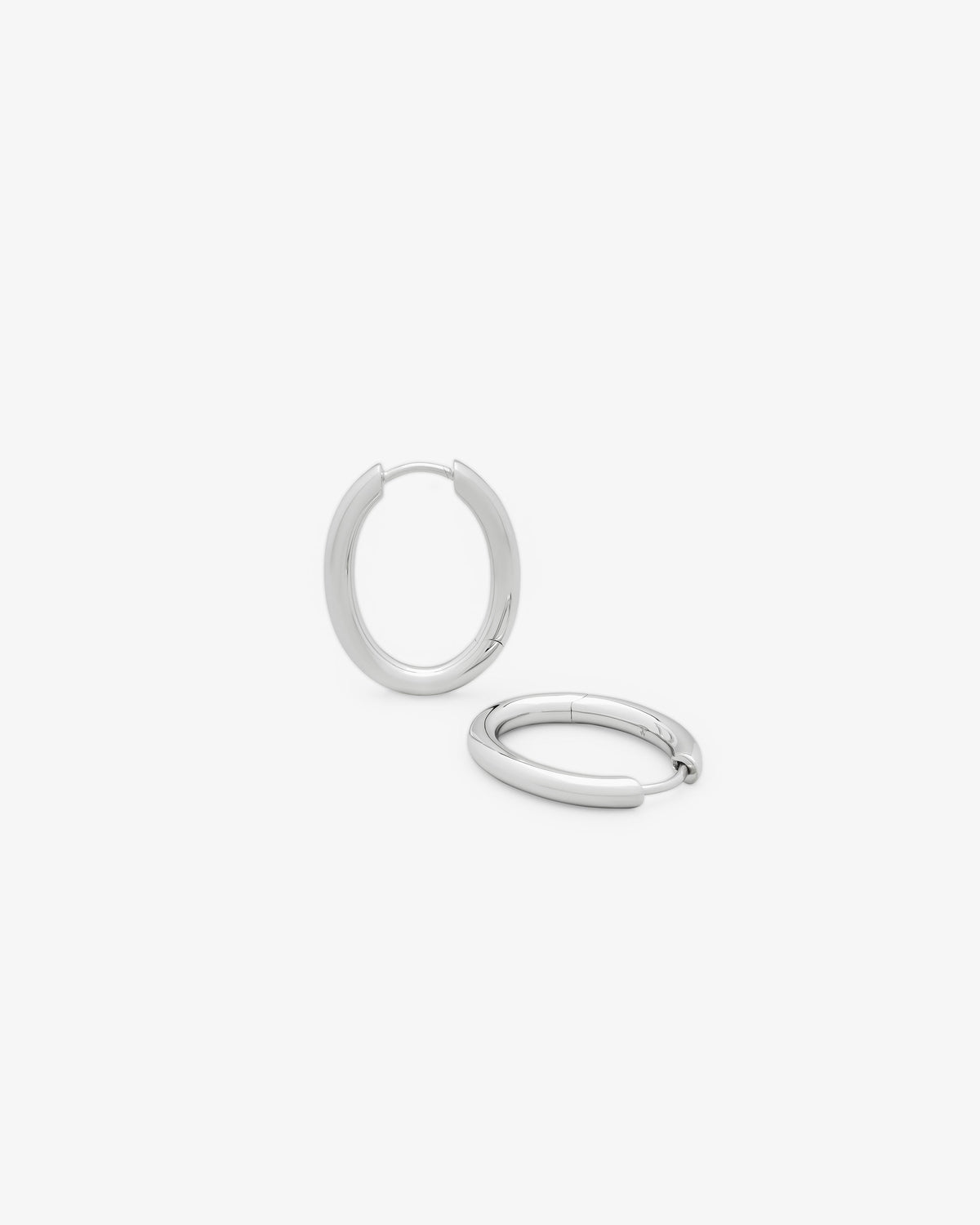 Tom Wood Ada Hoops Medium in 925 sterling silver