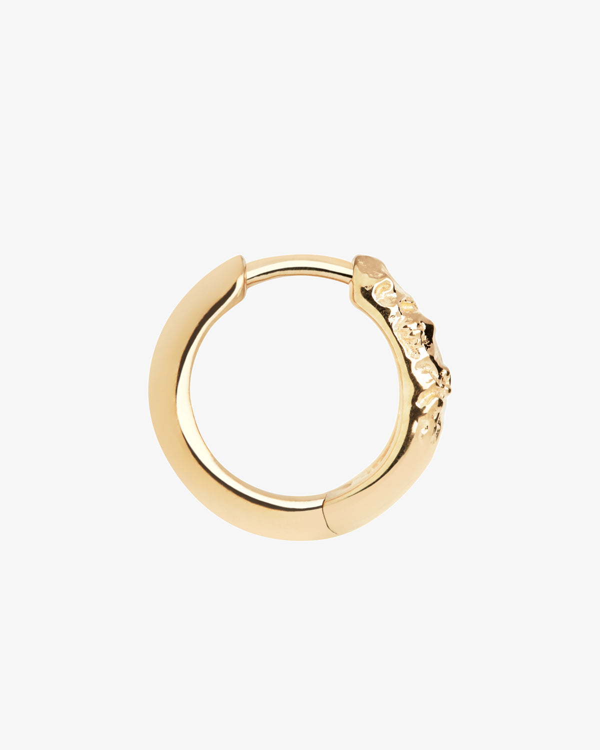 Maria Black Axton 11 Huggie Single Earring in gold-plated sterling silver