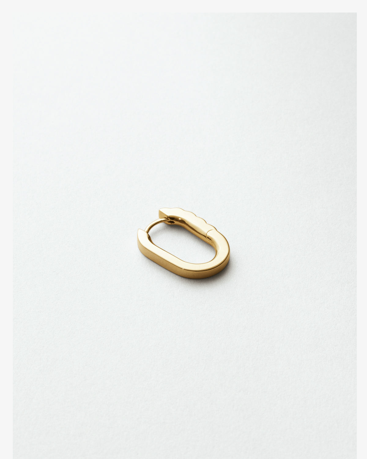 Maria Black Woods Huggie Single Earring in gold-plated sterling silver, top view