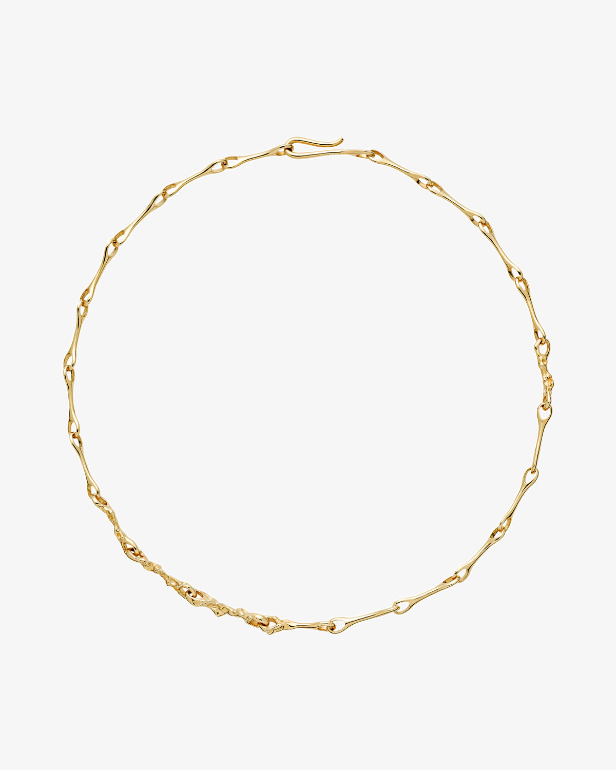 Maria Black Dogbane Necklace in gold-plated sterling silver, front view