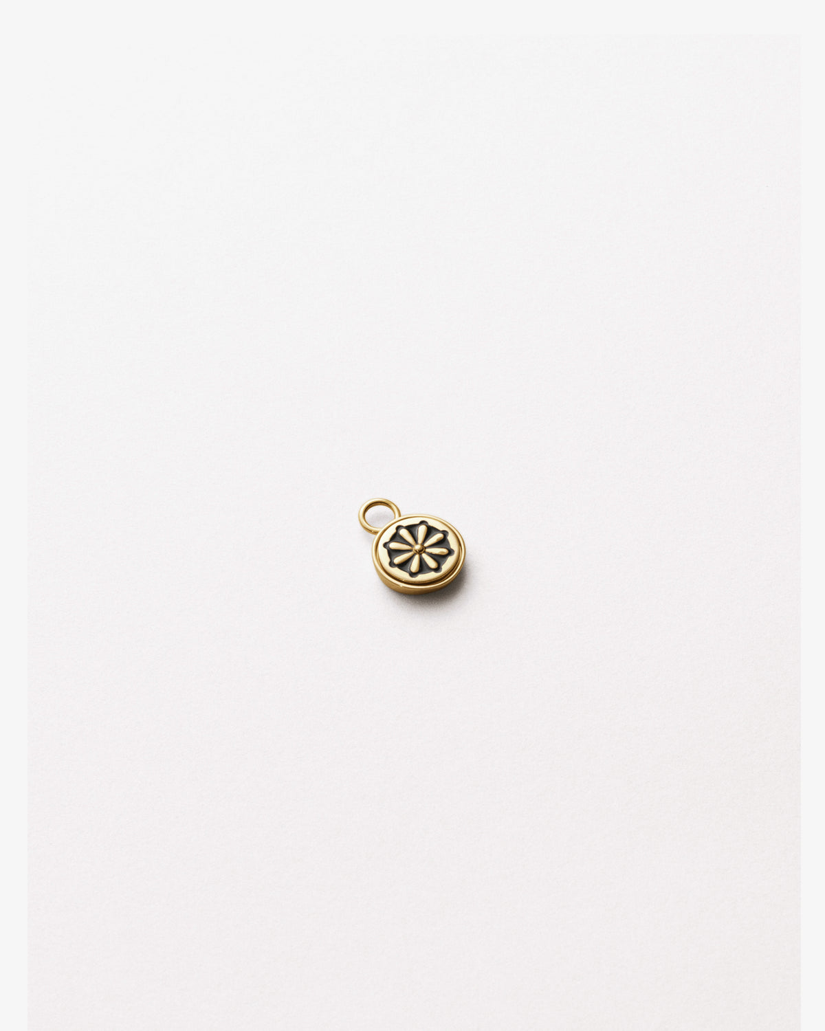 Maria Black Tyra Earring Charm in gold-plated sterling silver, top view