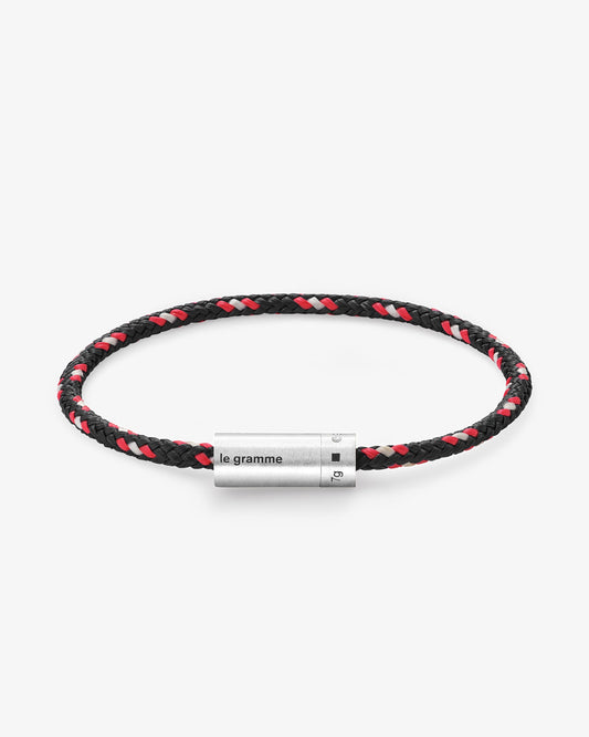 Le gramme 7g brushed black technical nato bracelet