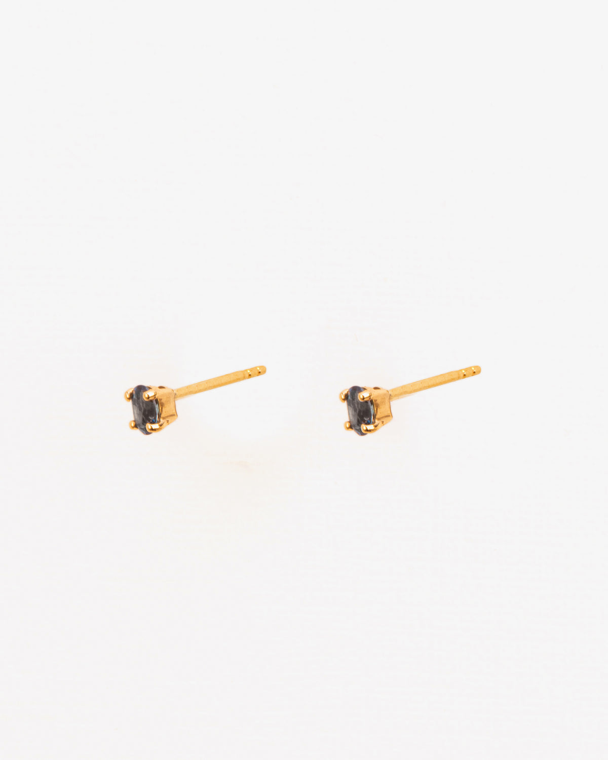 Wouters & Hendrix Gold 18K Gold London Blue Topaz Stud Earrings, side view