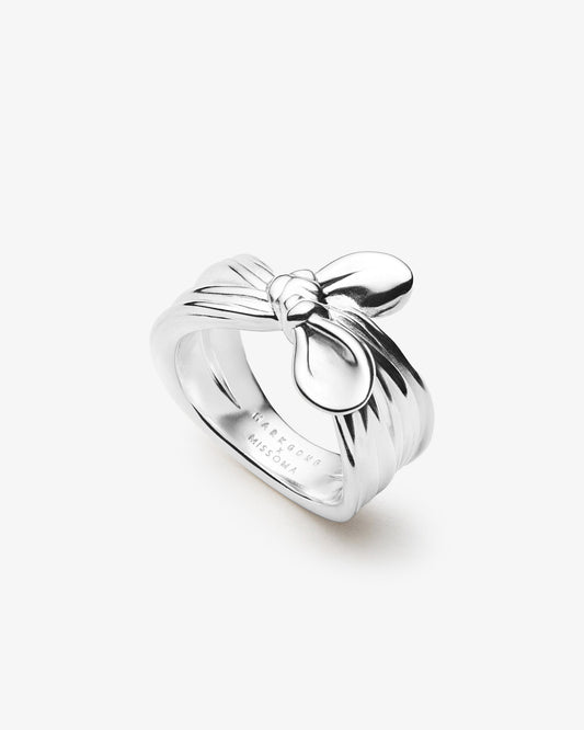 Missoma x MARKGONG Bow Statement Ring in silver-plated brass