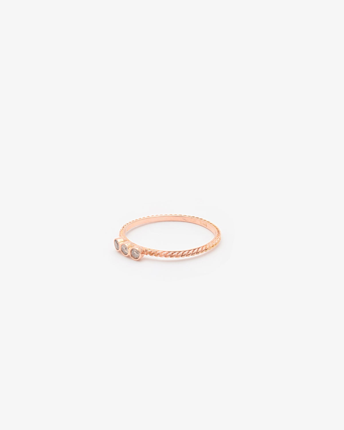 Wouters & Hendrix Gold 18K Rose Gold Gourmet Chain Three Cream Diamond Ring, side view