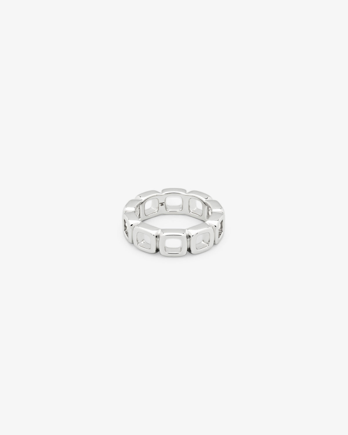 Tom Wood Cushion Band Open